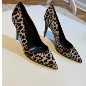 Tamara Mellon Grey White Leopard Pony Hair Pointed-Toe Pumps 39.5/9 Italian NWOB